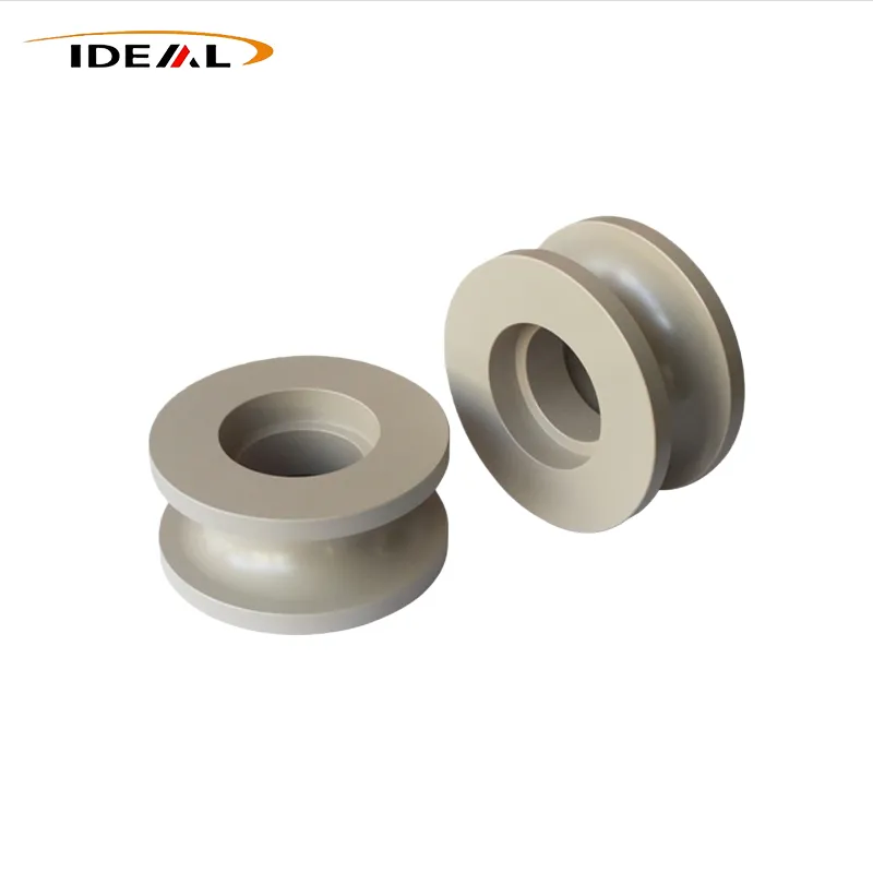 обработанные детали из PEEK