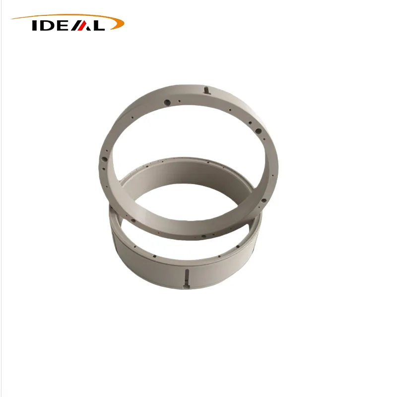 обработанные детали из PEEK