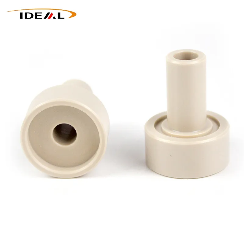 обработанные детали из PEEK