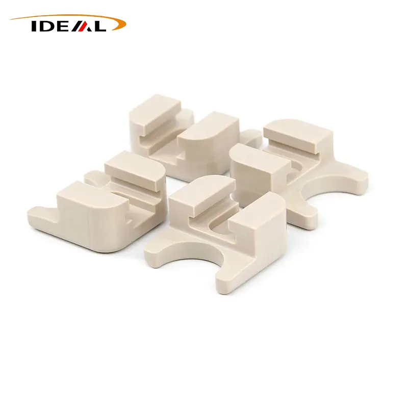 обработанные детали из PEEK